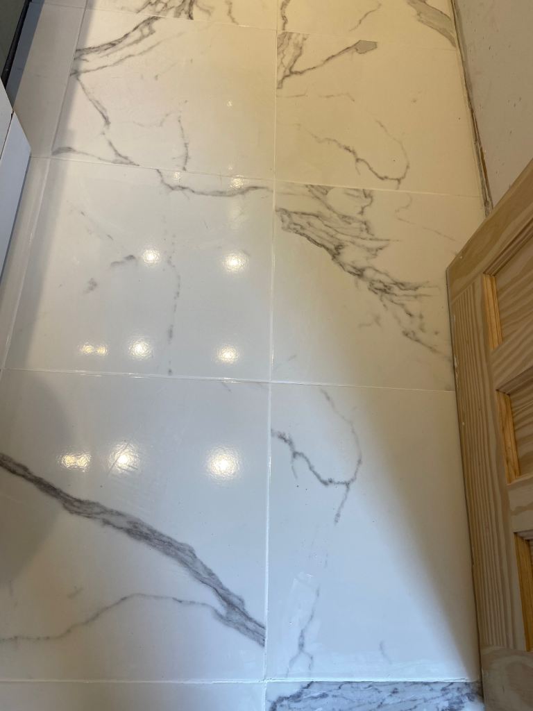 White tiles with grey marble marble effect
