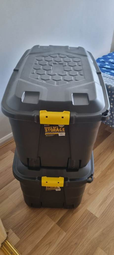 Strata 145L Storage Trunk Black Wheeled Heavy Duty Box Lid Handle Garage Home UK