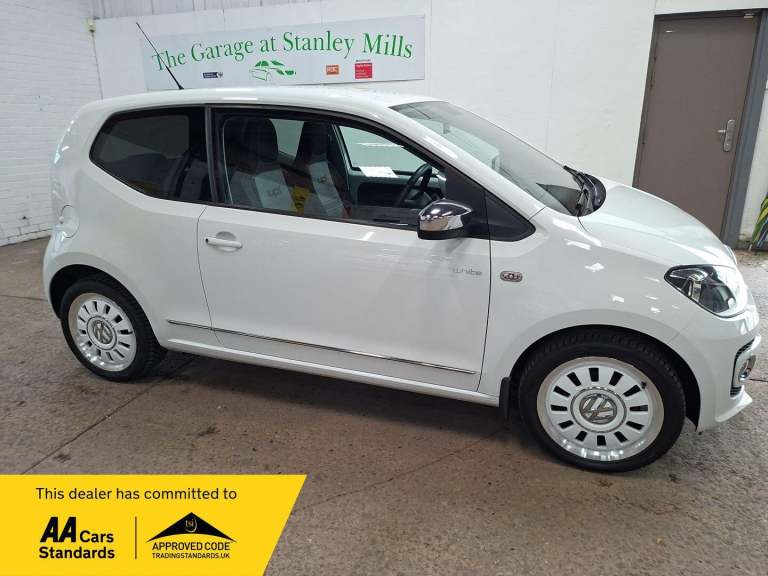 2013 Volkswagen up! 1.0 up! White Euro 5 3dr Hatchback Petrol Manual