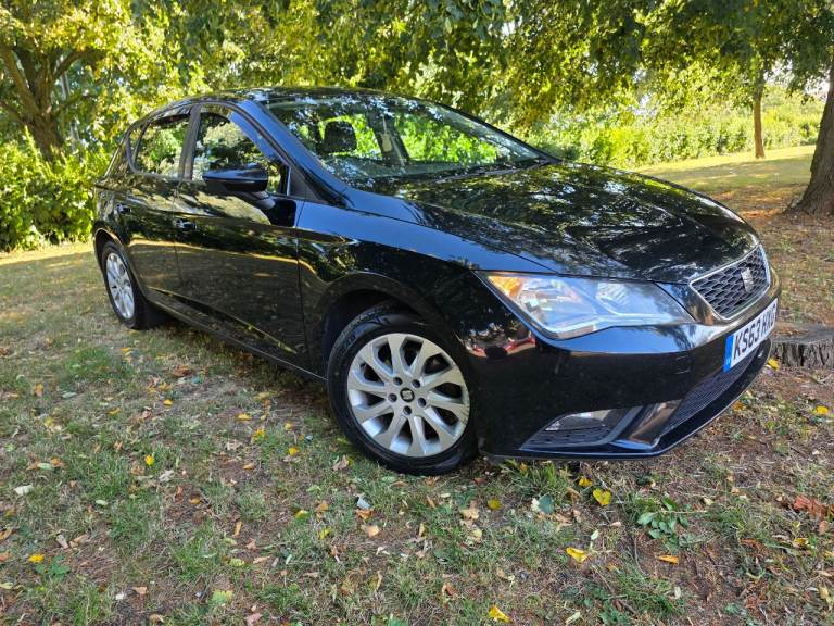 63/2013 Seat Leon 1.6 TDI Se 5dr Hatchback Black