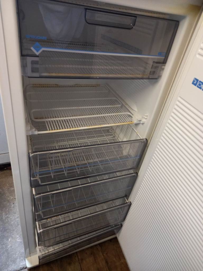 Frigidaire freezer 