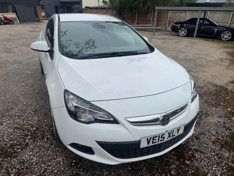 Vauxhall, GTC, Hatchback, 2015, Manual, 1598 (cc), 3 doors