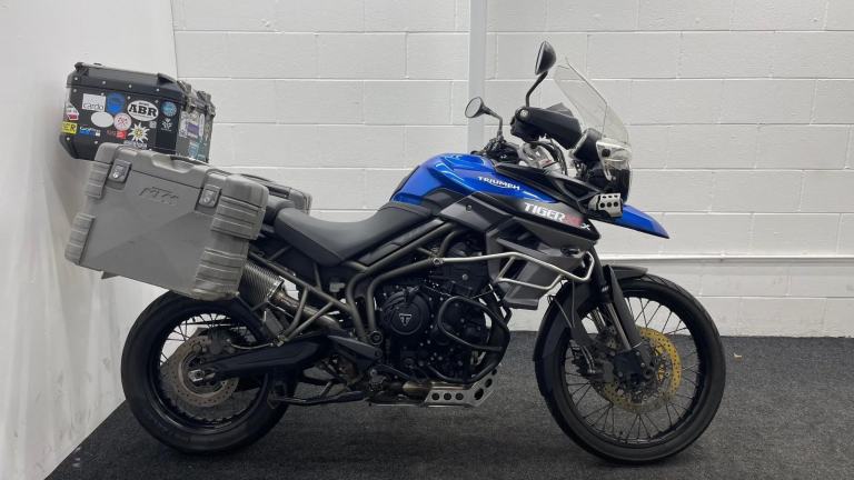 TRIUMPH TIGER 800 XCX ABS * Full Luggage - 12 Months MOT - All Keys and Books *