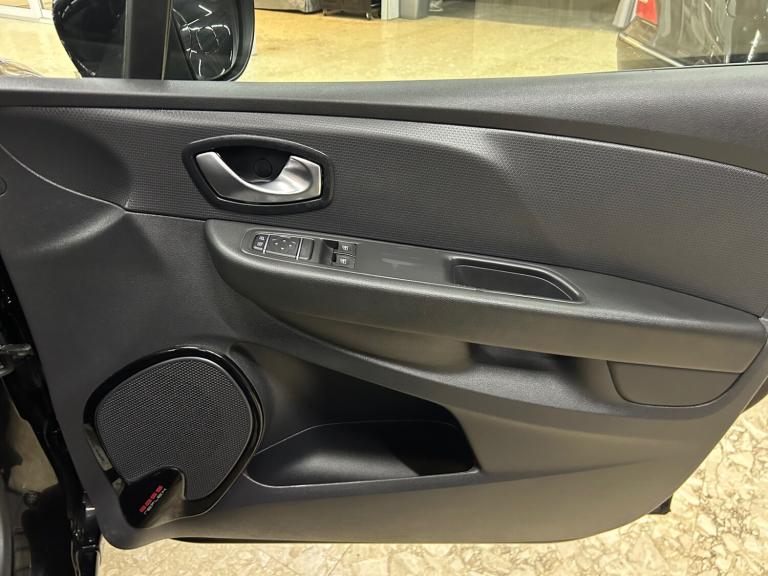 2019 Renault Clio 1.5 dCi 90 Iconic 5dr Auto HATCHBACK Diesel Automatic