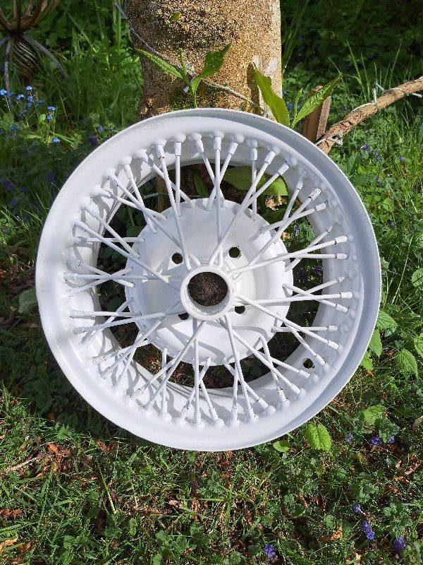 Triumph Spitfire 5 x Wire Wheels, pram hood & leather body cover. 