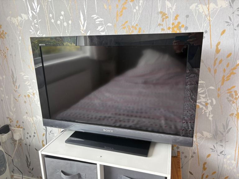 32” Sony TV 