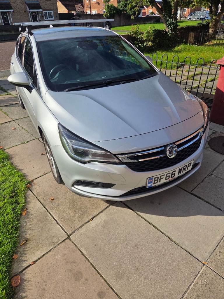 Vauxhall, ASTRA, Hatchback, 2017, Manual, 999 (cc), 5 doors