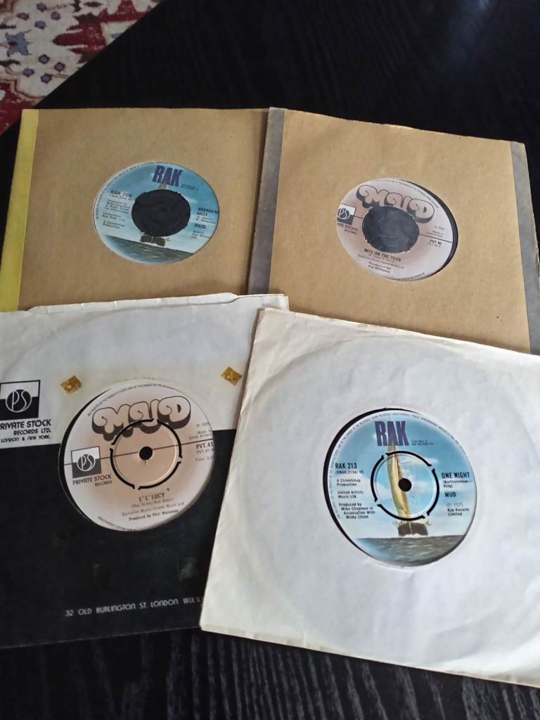 4x Mud vinyl singles from the 1970s - good condition  