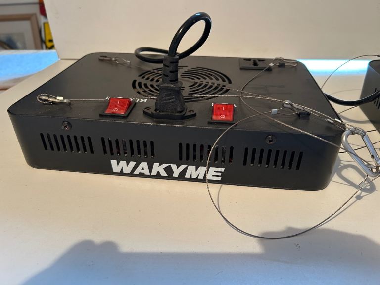 WAKYME LED Grow Lights - Pair, Good Condition