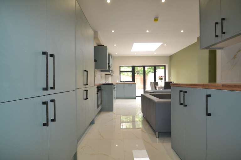 1 bedroom in Framfield Road, London