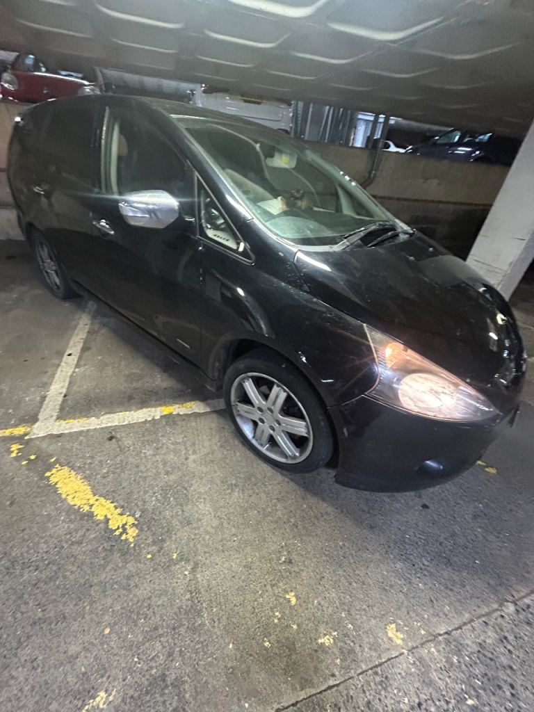 Mitsubishi, GRANDIS, MPV, 2007, Manual, 1968 (cc), 5 doors