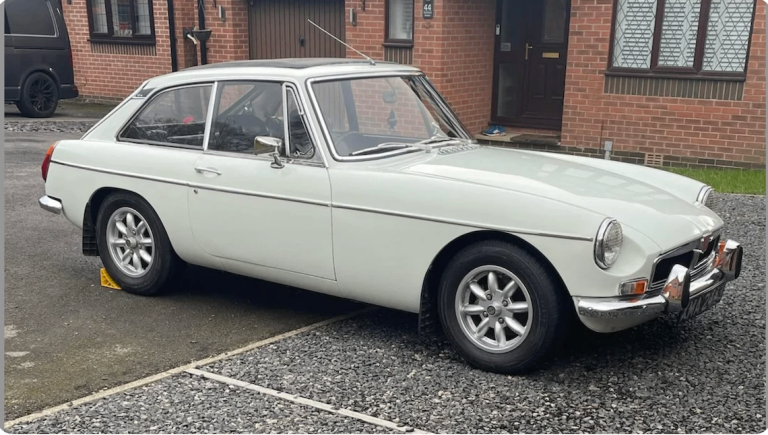 MGBGT (71) - all works done ready to go... very clean and well maintained car (O/D).