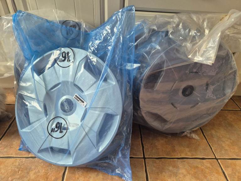 Genuine new Ford transit (2023) 16" wheel trims