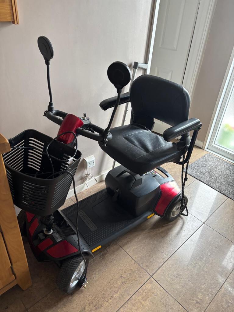 Mobility scooter 