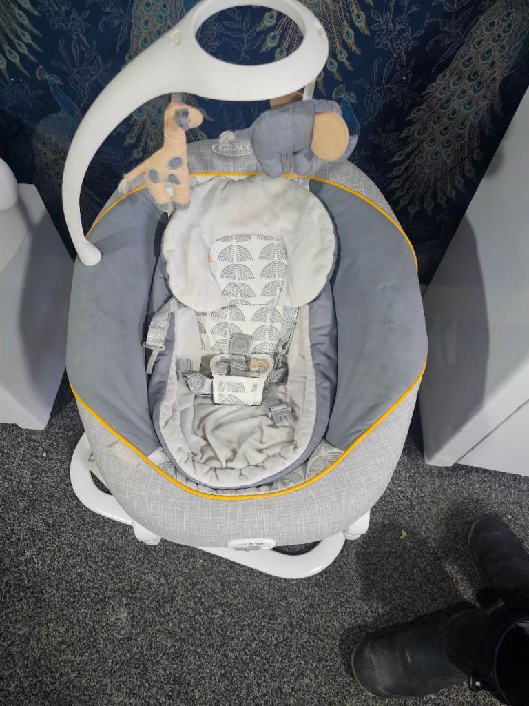 Graco Baby Swing/Bouncer – Grey, Good Condition