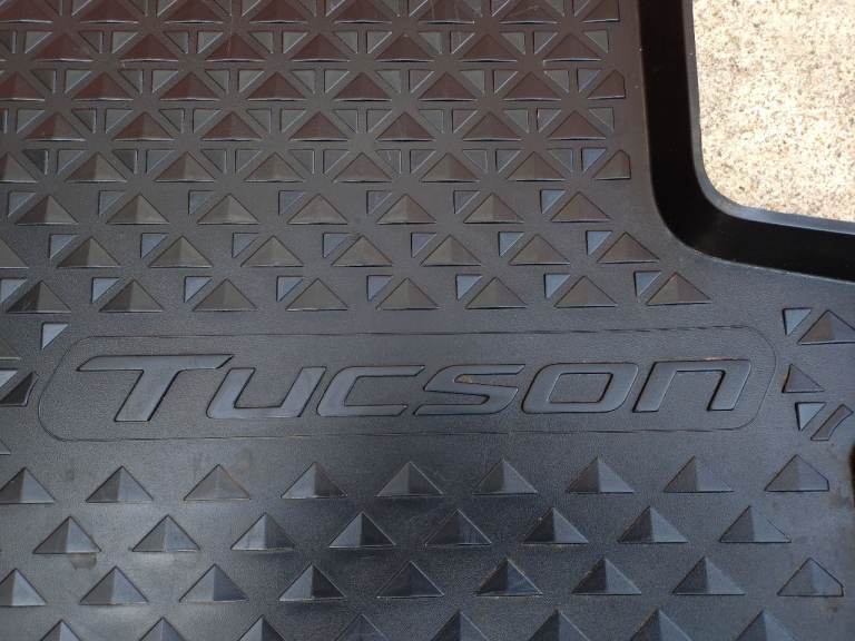 Hyundai Tucson boot liner / protector 