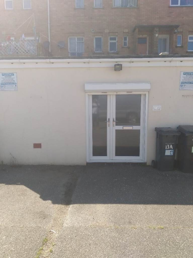 studio / office work space 