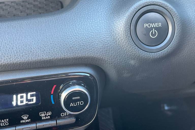 2024 Mazda Mazda2 HYBRID 104518 Hatchback Hybrid Automatic