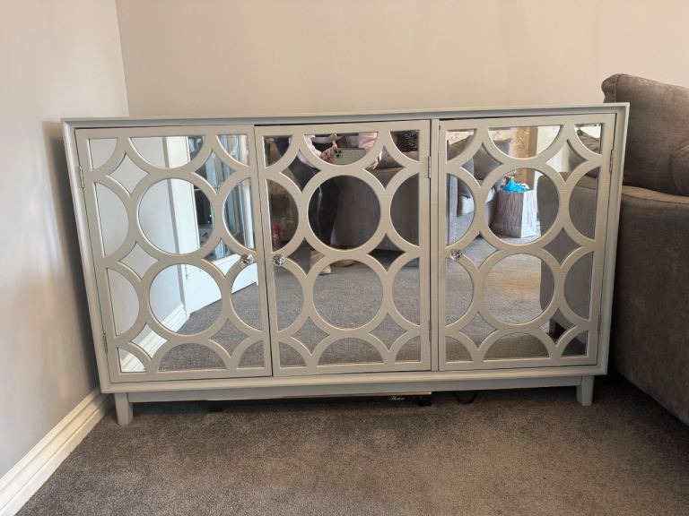 Ash grey veneer sideboard 