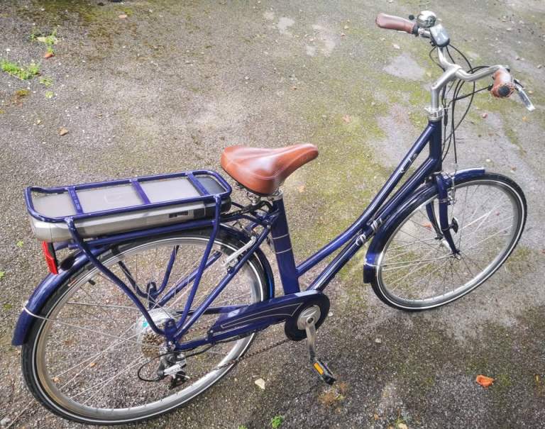 Pendleton Dutch cruiser style electric e-bike in VGC