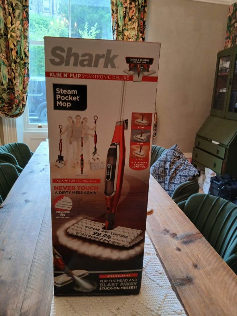 Shark Klik n' Flip Smartronic Deluxe Steam Pocket Mop
