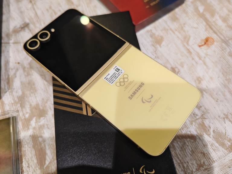 Samsung Galaxy Z Flip 6 Olympic Edition 512gb Unlocked