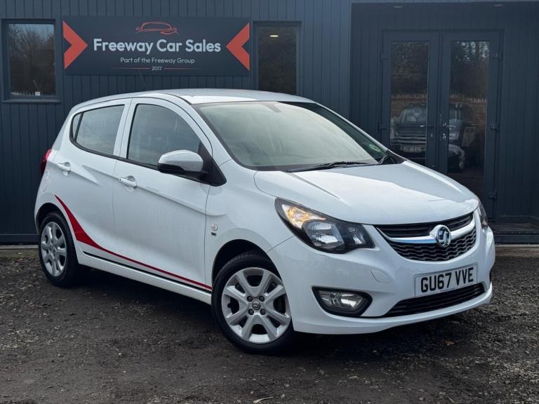 VAUXHALL VIVA 1.0i SE Hatchback 5dr Petrol Manual Euro 6 (75 ps) White Manual Pe