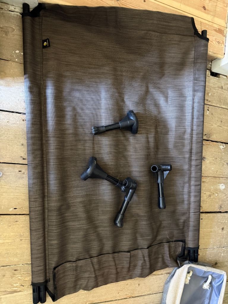 Canvas dog bed with feet for large dog