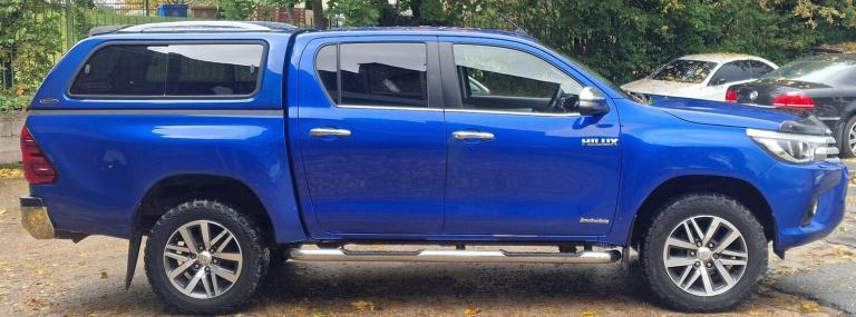2017 Toyota Hilux Invincible D/Cab Pick Up 2.4 D-4D PICK UP DIESEL Manual