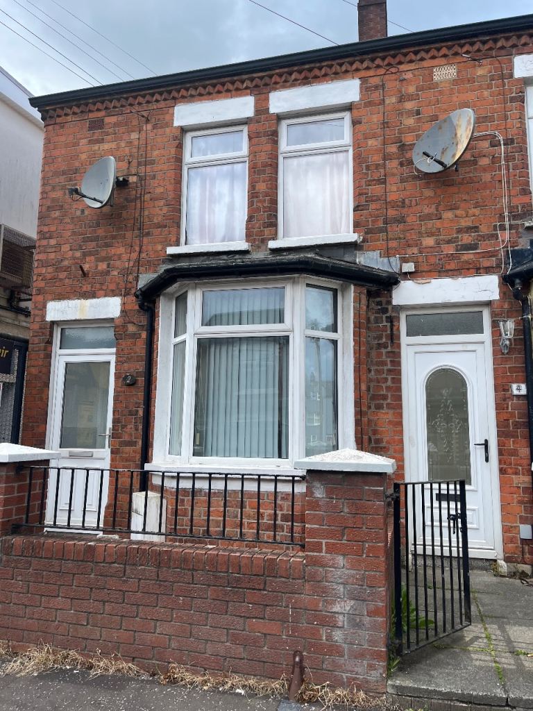 2 bed house to let Belfast 