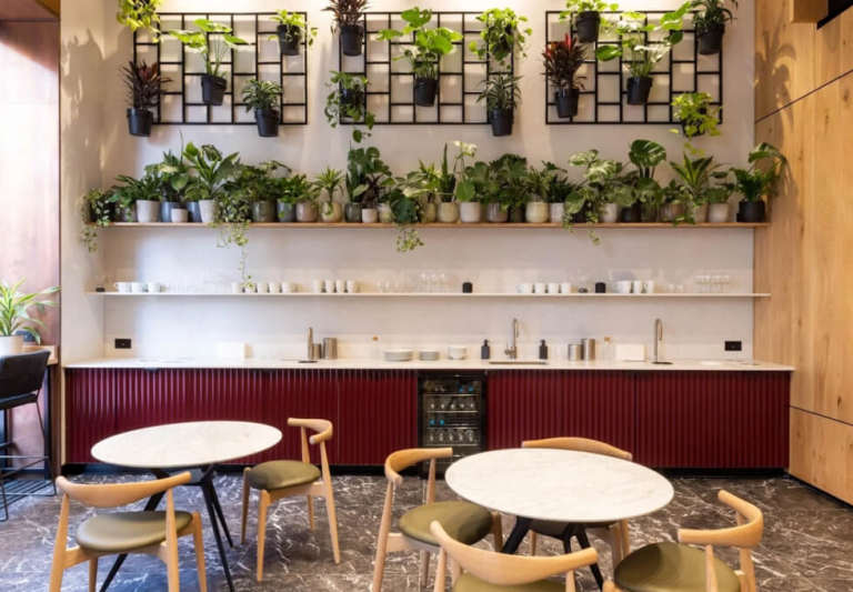 Creative & Modern *Marble Arch* Private Serviced Offices: Units from 6 to 255 desks for rent W1H