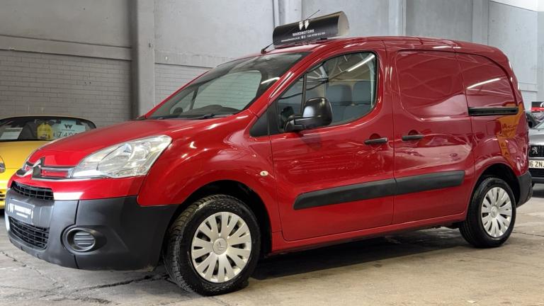 CITROEN BERLINGO 1.6 HDi 625 Enterprise Diesel Red 5dr 3 SEATER+NO