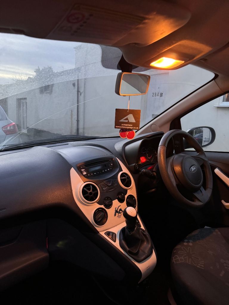 Ford, KA, Hatchback, 2009, Manual, 1242 (cc), 3 doors