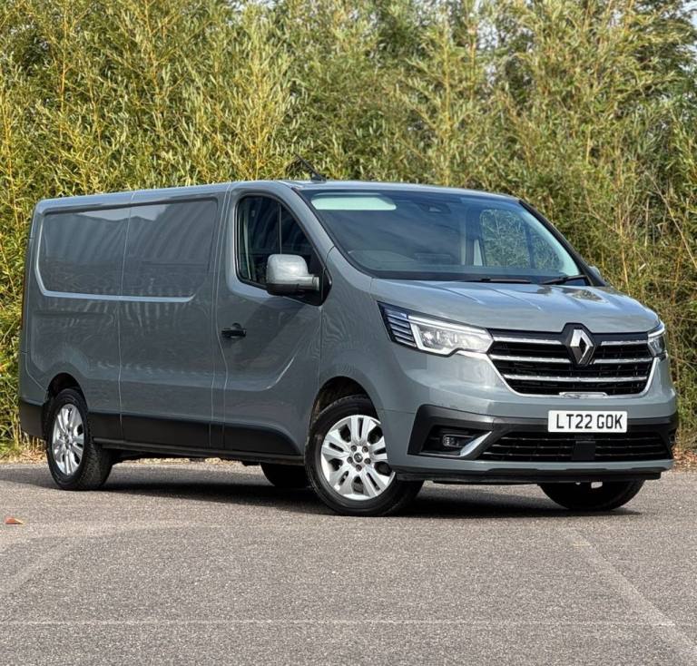 2022 Renault Trafic 2.0 dCi Blue LL30 Sport Panel Van 5dr Diesel Manual L2 H1 Euro 6 (s/s) (130 P...