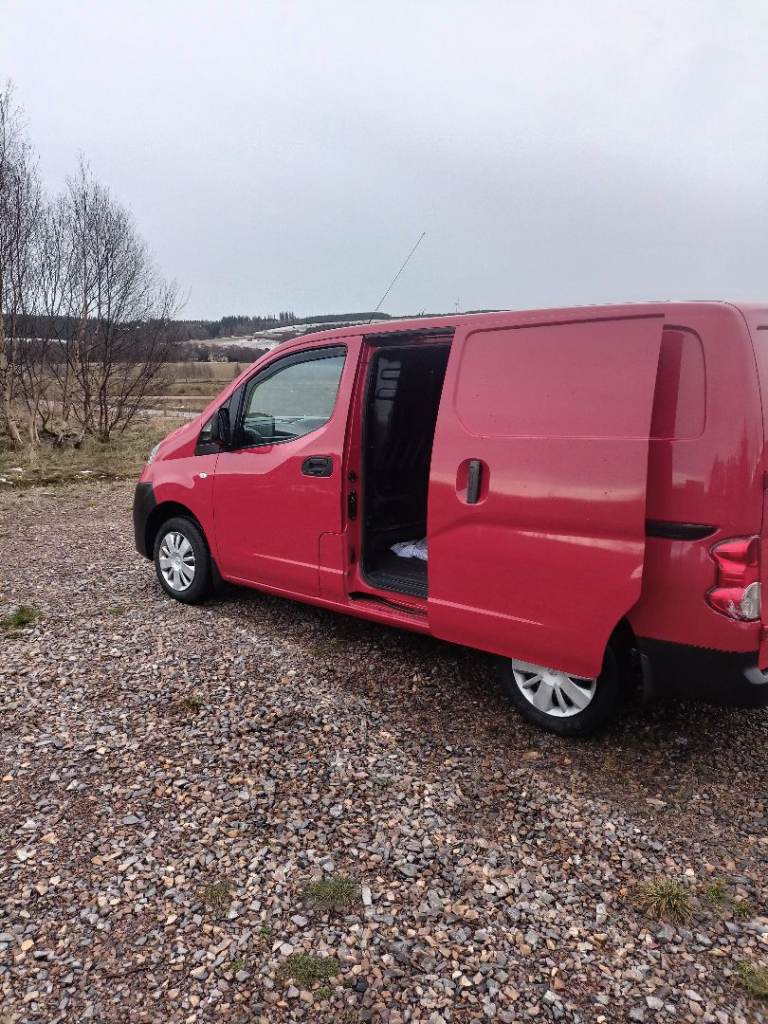 VERY CLEAN ORIGINAL DIESEL VAN, NO VAT, 2016 PLATE...