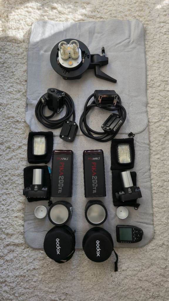 Flash Kit Godox AD200 TTL Flashes