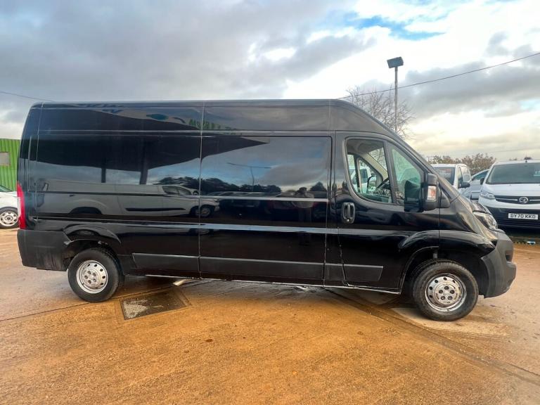 2022 Peugeot Boxer 2.2 BlueHDi 335 Professional Panel Van 5dr Diesel Manual L3 H2 Euro 6 (s/s) Pa...