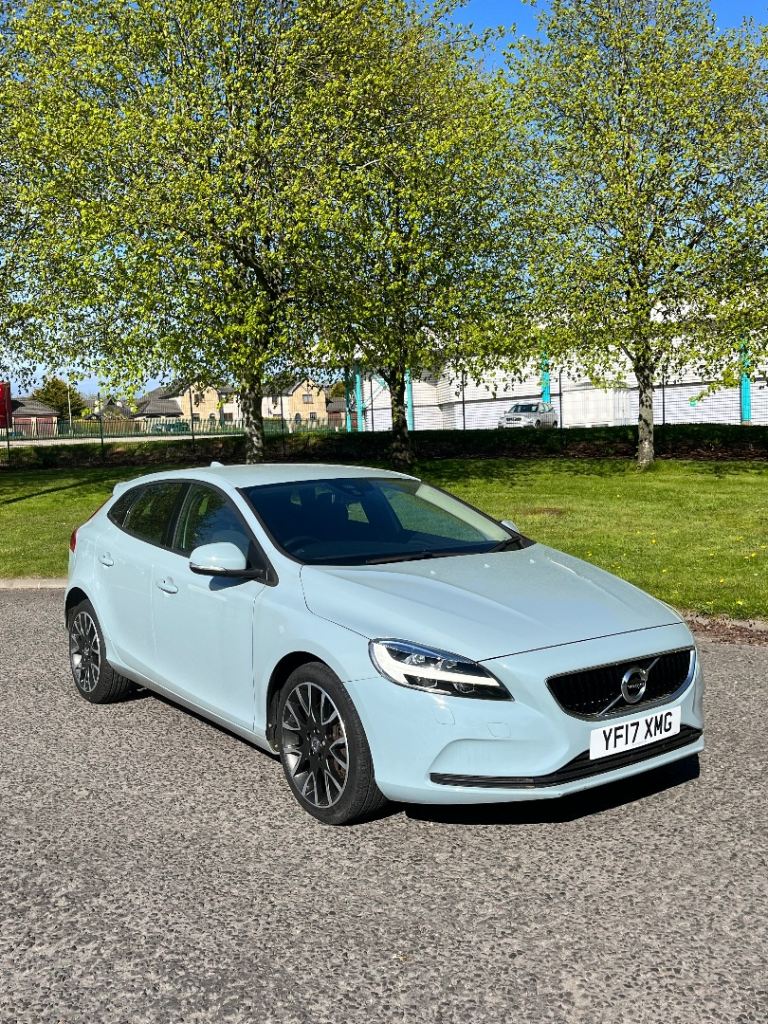Volvo V40, FVSH, FULL MOT. NEW BRAKES