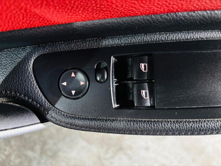 2011 BMW 1 Series 2.0 120d M Sport Steptronic Euro 5 2dr COUPE Diesel Automatic