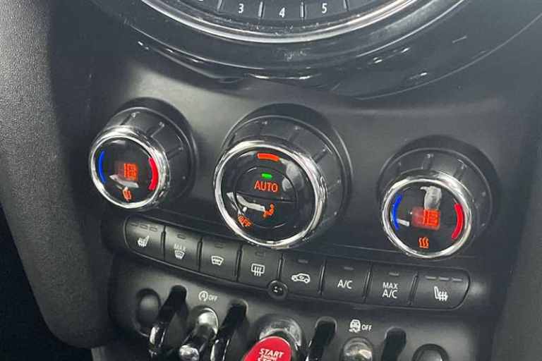 2018 MINI Convertible 1.5 Cooper Classic II 2dr CONVERTIBLE PETROL Manual