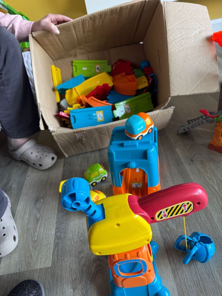 Tut Tut track and cars 