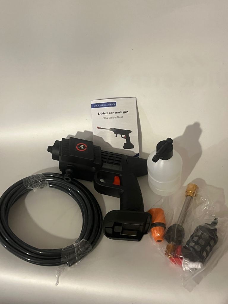 New Lithium Cordless Car Wash Gun with Accessories (no battery)