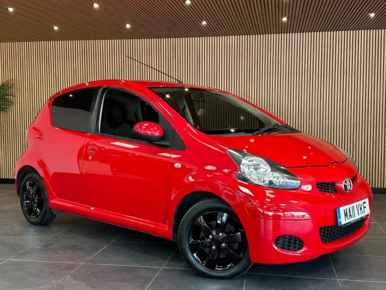 TOYOTA AYGO 1.0 VVT-i Go 2011