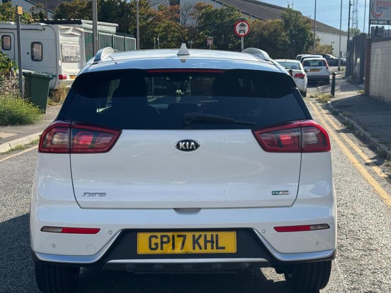 2017 Kia Niro 1.6h GDi 3 DCT Euro 6 (s/s) 5dr ESTATE Petrol/Electric Hybrid Automatic