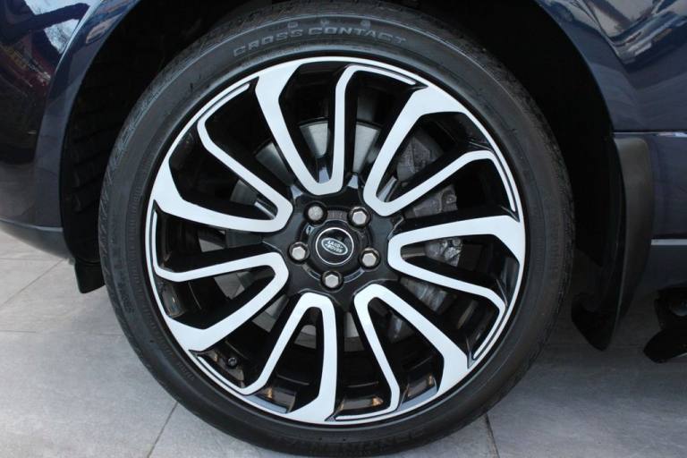 2015 Land Rover Range Rover 4.4 SD V8 Autobiography SUV 5dr Diesel Auto 4WD Euro 5 (339 ps) ESTAT...