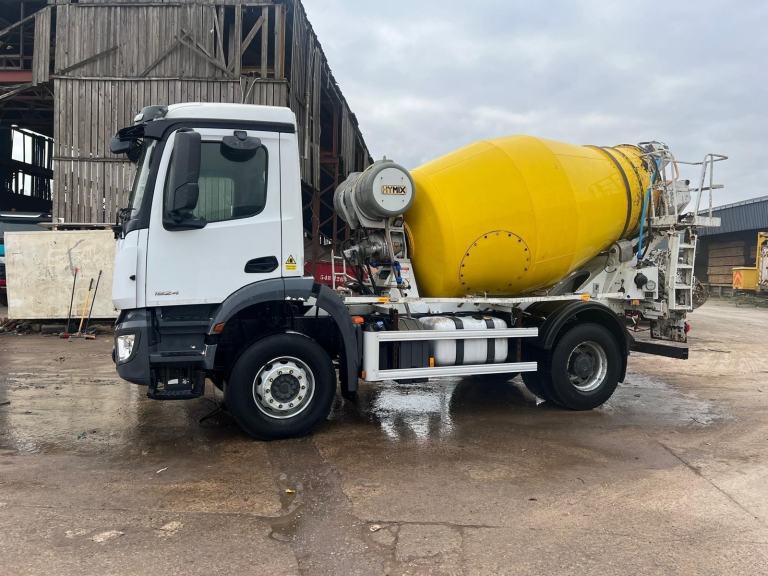 20 Mercedes-Benz Arocs1824 18 TONNE MIXER ONLY DONE 93,000 KM 