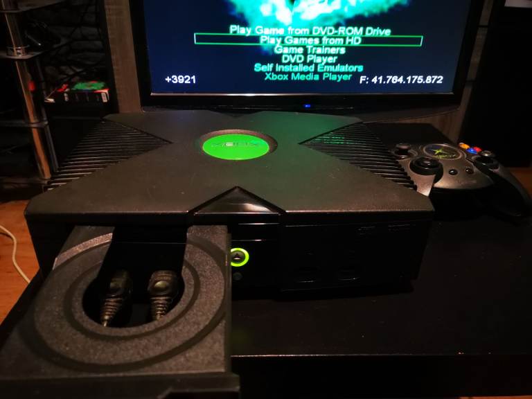 Xbox classic 120GB all working 