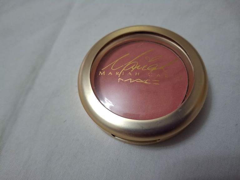 Makeup item