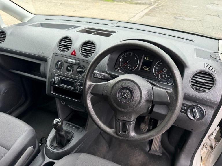 2014 J VOLKSWAGEN CADDY 1.6 TDI C20 STARTLINE PANEL VAN 4DR DIESEL MANUAL L1 H1