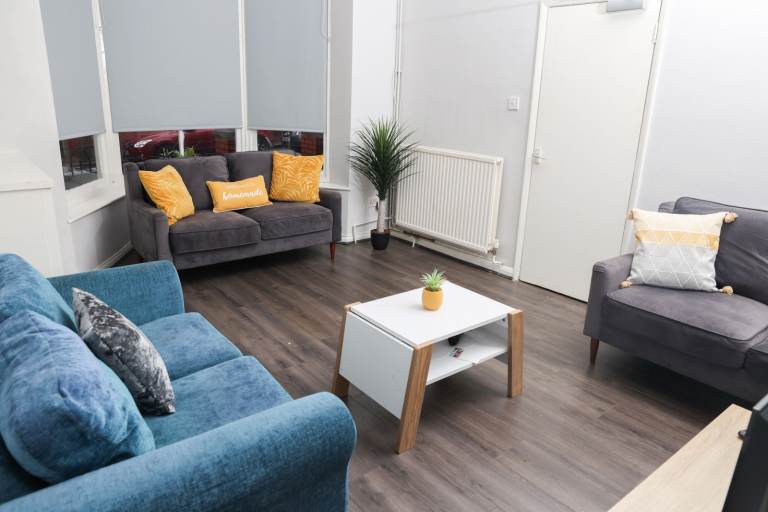 🏡Spacious Double Room • Garden • Bills Incl• LE2